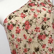 Mango suit mng白色短袖襯衫 短袖上衣 萊卡襯衫 小V領 背後腰部做伸縮 收腰款式 新鮮人面試必備 西班牙品牌 正品 歷史價格詳細信息