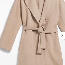 Max Mara 80%羊駝毛+小羊毛+狐狸毛+水貂毛 莫蘭迪淺奶茶色繫帶大衣 歷史價格詳細信息