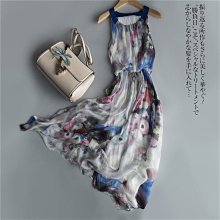 巴黎小時光之迷你小格紋 柔和又兼挺感腰帶款修身裙~ 本店有開立發票祝您好運 歷史價格詳細信息