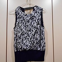 全新 義大利品牌 PEGASO MILANO 手感超圓潤的厚壓克力仿賽璐珞提把 少見的長方形黑色真皮扁包 超有型 miu miu 參考 歷史價格詳細信息