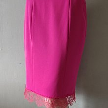 全新 國際品牌 義大利製 Blumarine 漂亮桃紅 睫毛蕾絲 鉛筆裙 價格比較,價格查詢,歷史價格詳細信息