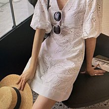 法式小眾V領泡泡袖花邊襯衫女春季設計感甜美減齡收腰粉色短上衣 歷史價格詳細信息