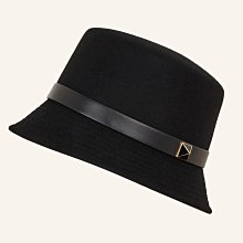 Valentino Rockstud 鉚釘小牛皮相機肩背包 黑色 歷史價格詳細信息