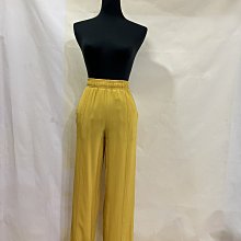 全新 【GUCCI 】古馳 精緻 黑色 男 女性 金屬扣 中夾 短皮夾 實用功能款10卡+零錢㊣ 歷史價格詳細信息