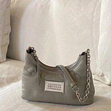 ［4real］Moncler Genius 1952限量款羽絨外套 歷史價格詳細信息