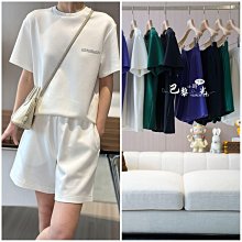 ????巴黎小時光代購????無分店✈️   0229 JJ 上身大長腿 清新淺藍毛須須復古撞色窄款牛仔闊腿長    SI 歷史價格詳細信息