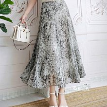 ✈️ 巴黎小時光 ✈️   大家閨秀的通勤look~Th**y新款~氣質醋酸高腰背心連衣裙 夏 0408    YTM 歷史價格詳細信息