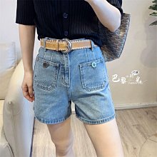 ✈️ 巴黎小時光 ✈️  甜美預設 法式浪漫與溫柔 鏤空花邊翻領琺瑯扣莫代爾棉襯衫  MU 歷史價格詳細信息