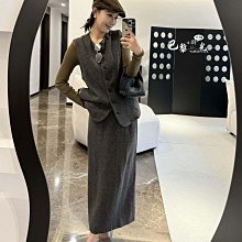 ✈️ 巴黎小時光 ✈️ 微涼夏日 由內而外的氣質 爽滑清透佩里斯刺繡後排扣翻領長袖襯衫     MU 歷史價格詳細信息