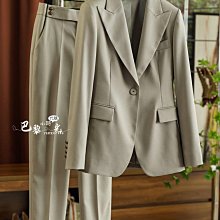 ✈️ 巴黎小時光 ✈️  隨時在線顏值 精緻的無可挑剔 重工立體貼花釘鑽寬鬆長袖白襯衫 MU 歷史價格詳細信息