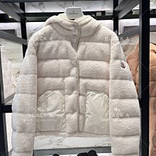 Moncler 白色 燙金 Logo 圓領T恤 全新正品 男裝 歐洲精品 歷史價格詳細信息