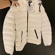 Moncler 白色 燙金 Logo 圓領T恤 全新正品 男裝 歐洲精品 歷史價格詳細信息