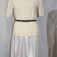 二手旗艦 LOUIS VUITTON LV 金色 V字 項鍊(中友店) 歷史價格詳細信息