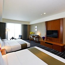 六福豪華藍寶石鉆石吊墜 歷史價格詳細信息