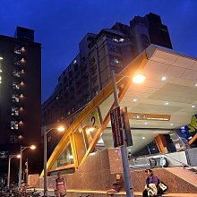 @~ 阿笨先生 ~@ 宜蘭礁溪老爺大酒店得天露營車住宿禮券~大超值 歷史價格詳細信息