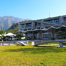 【小熊家族】二十六張保單，26個愛的故事 ~春光出版 歷史價格詳細信息