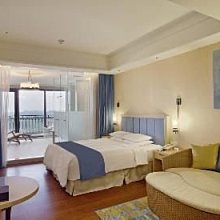 【悠遊網內湖店】12/29加價400元!義大皇家酒店雅緻家庭房住宿券(早晚餐+鄉親門票+下午茶)*2特惠價 6,350元 歷史價格詳細信息