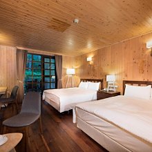 【悠遊網內湖店】週日 ~ 週五不加價! 高雄富野渡假酒店豪華雙床房住宿券(大人早餐+兒童早餐)*2 特惠價 2,179元 歷史價格詳細信息