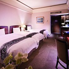 【悠遊網內湖店】暑假週六+1,200元含(2客成人早餐+2客兒童早餐)!義大皇家酒店豪華家庭房住宿券特惠價 3,850元 歷史價格詳細信息