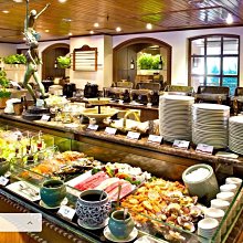 【悠遊網內湖店】週一 ~ 週四不加價! 高雄翰品酒店豪華套房住宿券(早餐+晚餐+愛河船票)*2特惠價只要 4,595元 歷史價格詳細信息