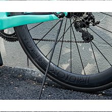 特惠摺疊自行車水壺架登山車超輕鋁合金可調節水杯架公路單車配件 歷史價格詳細信息