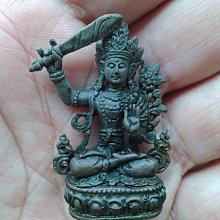 【五輪塔】佛教文物『卍精雕(紅)鴻運當頭觀音墬子卍』和闐羊脂白玉精雕... 歷史價格詳細信息