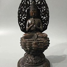 【大菩提】 尊貴 十六世大寶法王 讓炯日佩多傑 血寶丸。ST-09007 歷史價格詳細信息