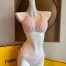 FEND New Look 迷妳小方包草編繫列 純手工打造 慵懶法式風 ????簡約又時尚日常隨心搭配都很nice✔️ 歷史價格詳細信息