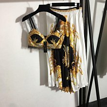 現貨直出 2024春夏新款多巴胺套裝金屬肩扣抹胸吊帶上衣+復古印花高腰半裙 明星大牌泳衣 歷史價格詳細信息