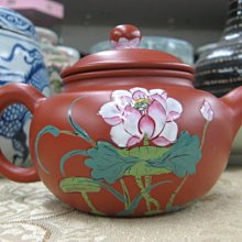 順治爺~w171《早期收藏紫砂壺》大紅朱泥如意套壺（一壺4杯）@7孔.380cc-顧景舟.啜墨看茶@26800元起標 歷史價格詳細信息