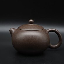 紫砂壺 紫泥西施壺  底款徐方梅 9孔 175CC／完整【楓紅林雨】 歷史價格詳細信息