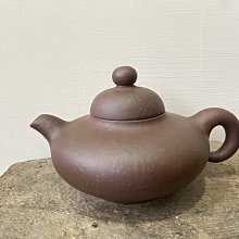 《楓香堂》 宜興紫砂 紫泥 獅子四方抽角壺 吳華製陶款 歷史價格詳細信息