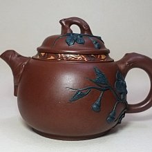 宜興紫砂一廠八十年代出品外銷黑星土井欄壺 老泥料透氣性極好，出水流暢，雙面刻繪，經典茶器 紫砂壺 茶具 茶壺 二手【福和二手市場】1178 歷史價格詳細信息