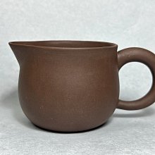 早期紫砂茶倉: 泥料:老紫泥(底槽青)，花蝶泥繪款式，圓甕茶葉儲存罐，水實測容量約4500CC 歷史價格詳細信息