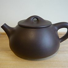 石瓢豬肝紅紫砂壺 蘊玉堂製款 獨孔 100CC／完整【楓紅林雨】 歷史價格詳細信息