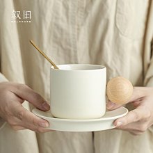 網紅高檔女可愛手機車載支架2024新款創意汽車出風口導航重力支撐　車載手機支架　導航支架　出風口手機支架 歷史價格詳細信息