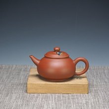 *晉瑞-紫砂*北京低調茶舍訂製.南罐小品意象.粗塑梨式.旋胚捏塑簡單工具成形.摹徐門風格結合潮汕功夫茶意象 歷史價格詳細信息