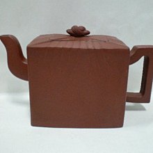 (百寶屋)歡慶開幕衝評價低價起標無底價...珍藏早期無落款橢圓菊瓣壺(超讚土胎超讚好壺) 歷史價格詳細信息