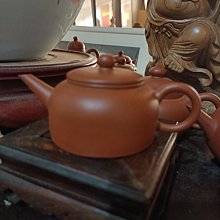 紫砂壺中國宜興養壺/早期紫砂壺/7孔出水流暢400cc/名家儲國鳳高檔收藏壺/全手工製作/值得珍藏/好泡好上手/斷水利落/贈送高級收藏盒 歷史價格詳細信息