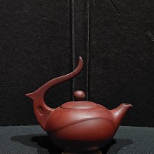 一方，80年代黑玉帶老坑料，純手工雕刻海天萬壽，20132.7，易硯代表石料，主發墨，發墨超細，可與端上3坑-4947 歷史價格詳細信息