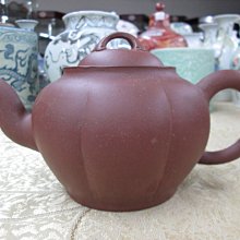 《宜興一廠文革民初壓倉寶茗壺》22086《清水泥.7孔.300cc》肖嬰壺.蜀山陶業.1950元起標 歷史價格詳細信息
