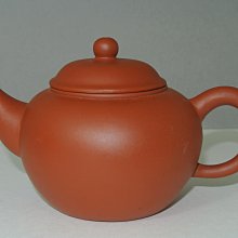 鴿嘴壺 早期黑泥  底款:中國宜興 把下:秀珍 獨孔 100CC／完整【楓紅林雨】 歷史價格詳細信息