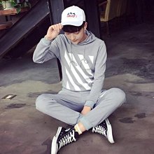 韓國 刷條銀字母排釦衫 領5分袖 率性時尚休閒款~下單請註明選購顏色【衣荳小舖】連線超低價 歷史價格詳細信息