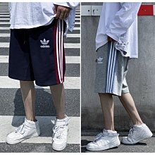 現貨熱銷-Adidas 三葉草 短T 短袖 上衣 白 白色 小Logo 花 鬱金香 手拿花 FL4066 三條線 歷史價格詳細信息