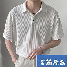 夏季輕熟風短袖POLO衫男 潮牌痞帥韓版 寬鬆短袖上衣 V型翻領t恤男-22號穿搭 歷史價格詳細信息