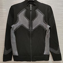 NEIL BARRETT 褐綠色V領英文字T恤     原價   14200      特價 6900 歷史價格詳細信息