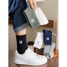 刺繡秋冬襪子男中筒襪女長襪ins潮流高筒白色運動吸汗棉襪4雙潮襪 歷史價格詳細信息