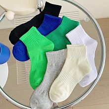 四季款男士中筒襪純色字母休閑百搭學生青少年運動籃球透氣短筒襪 歷史價格詳細信息