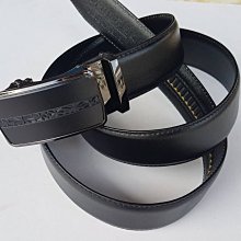 質感皮標手工刮破牛仔短褲 歷史價格詳細信息