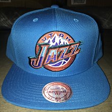 Mitchell & Ness 大學T NBA Warriors 金州 勇士 灰 衛衣 男款 內刷毛 M&N MNCR001GSWG 歷史價格詳細信息